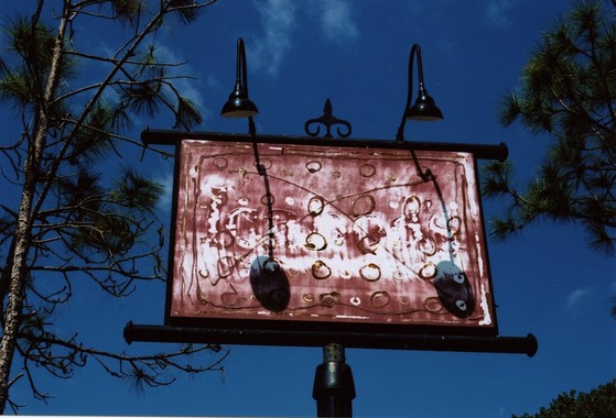 tilted kilt, billboard,